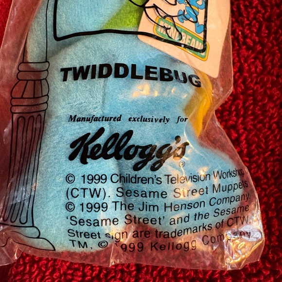 NIP Vintage 1999 Kelloggs Sesame Street Mini Beans - Picture 7 of 7